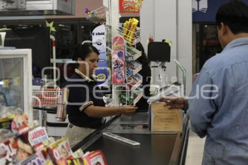 ECONOMÍA . SUPERMERCADOS