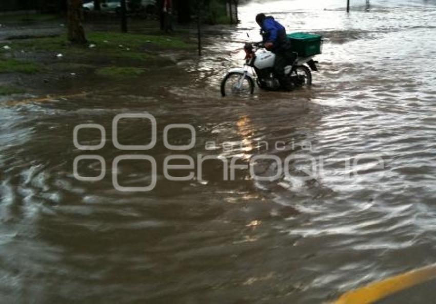 LLUVIAS . INUNDACIONES