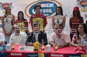 PRESENTACIÓN NASCAR