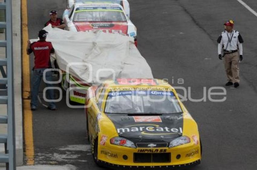 CALIFICACIÓN NASCAR. LLUVIA