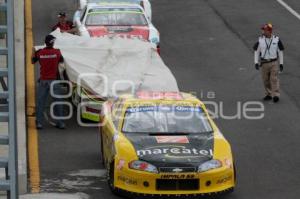 CALIFICACIÓN NASCAR. LLUVIA