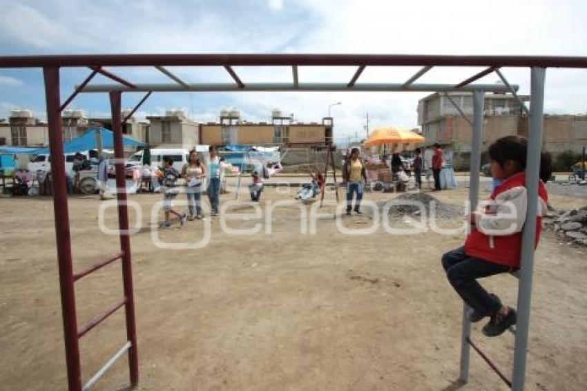COMERCIANTES AMBULANTES. SAN DIEGO MANZANILLA