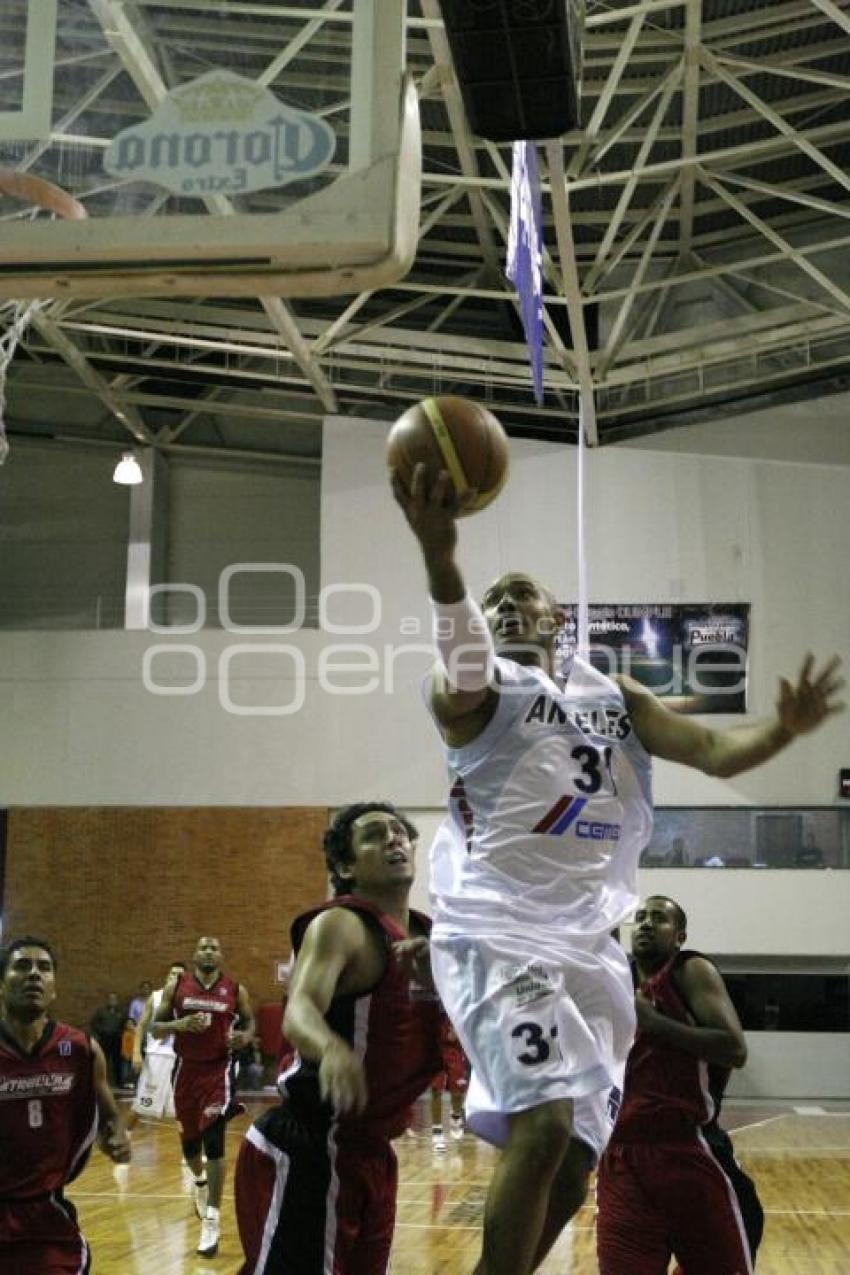 BASQUETBOL . ANGELES DE PUEBLA DESAPARECE