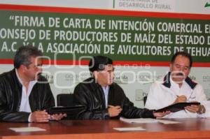 FIRMA CONVENIO PRODUCTORES DE MAÍZ