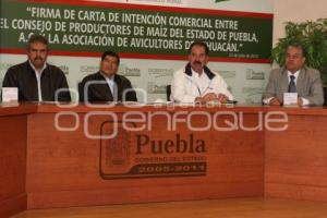 FIRMA CONVENIO PRODUCTORES DE MAIZ