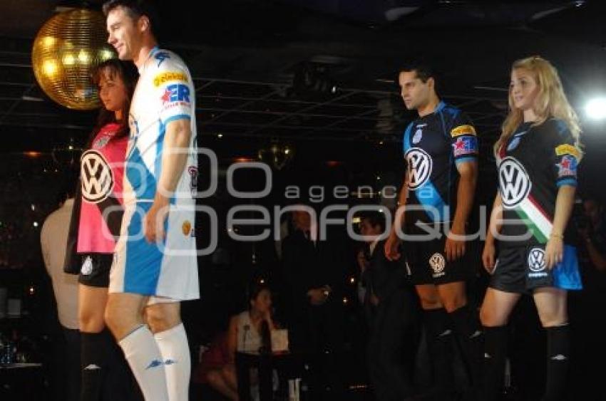 FÚTBOL . PUEBLA FC . UNIFORMES NUEVOS