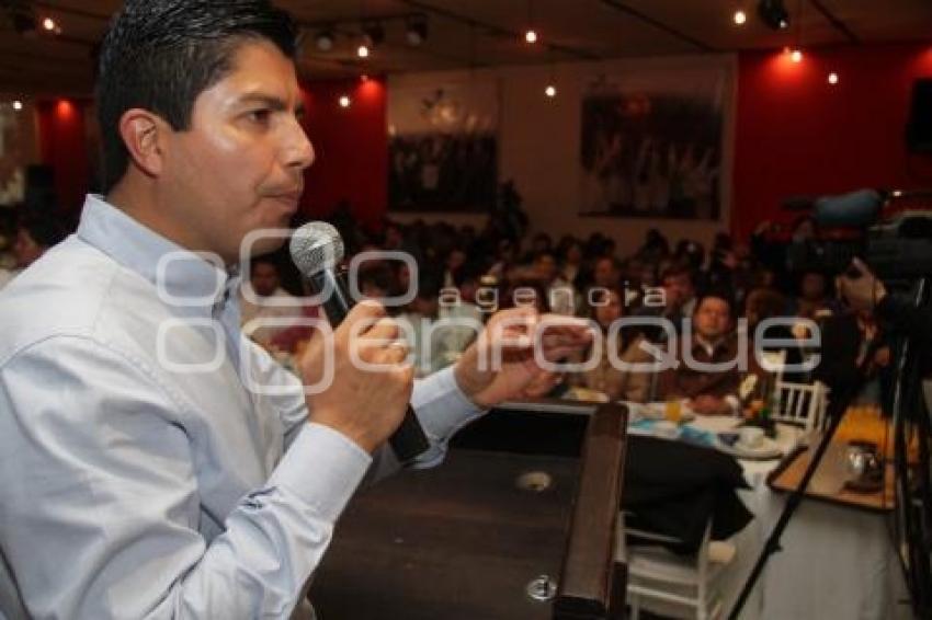 DESAYUNO NUEVA ALIANZA - RAFAEL MORENO VALLE
