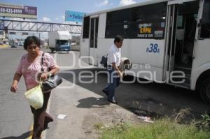 PARADA DE AUTOBUS PUENTE SAN FELIPE