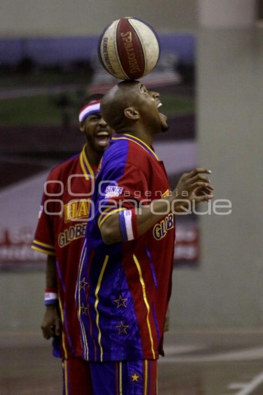 THE HARLEM GLOBETROTTERS