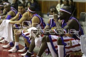 THE HARLEM GLOBETROTTERS