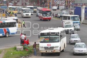 PARADA DE AUTOBUS PUENTE SAN FELIPE