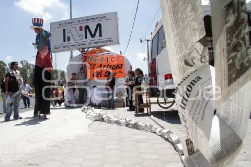 MANIFESTACION - INM - IRINEO MUJICA