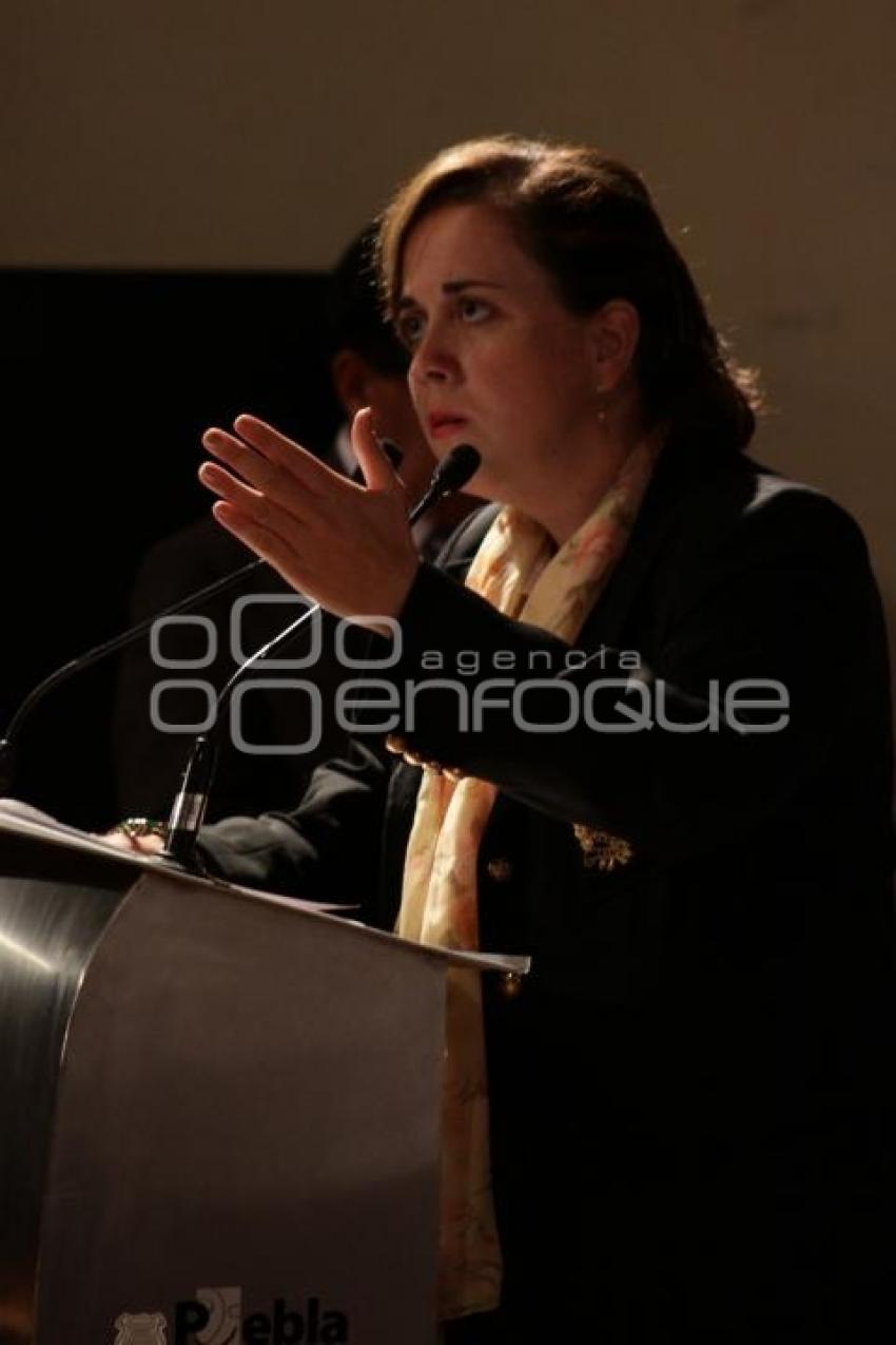FERNANDA DIEZ. MES MUNICIPAL DE ABUELO