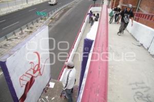 GRAFFITI - PUENTE PEATONAL