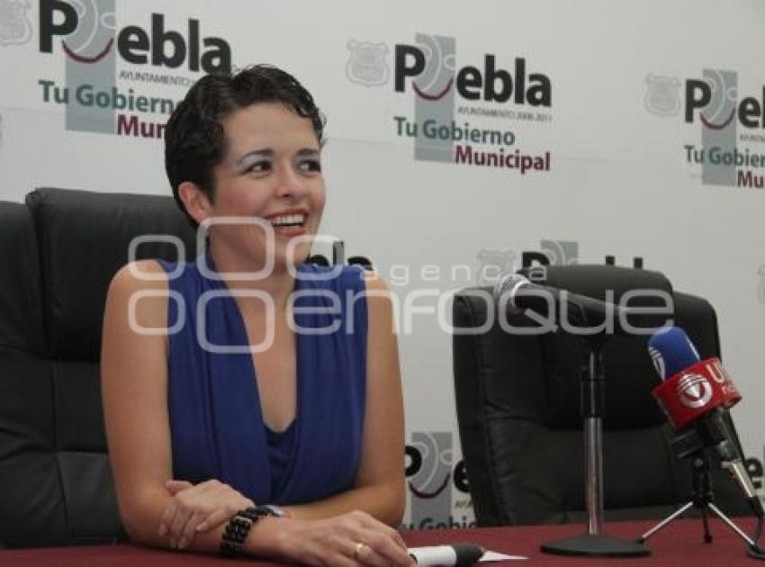 ISABEL MANTILLA - REGIDORA