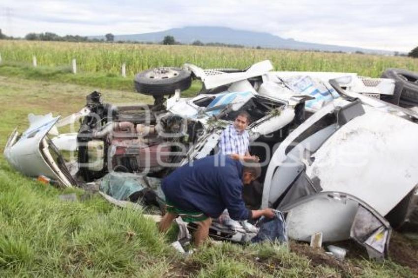 VOLCADURA PIPA AUTOPISTA PUEBLA ORIZABA