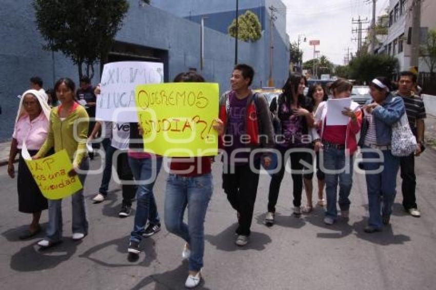 MANIFESTACIÓN MOVIMIENTO AUTÉNTICO DE RECHAZADOS