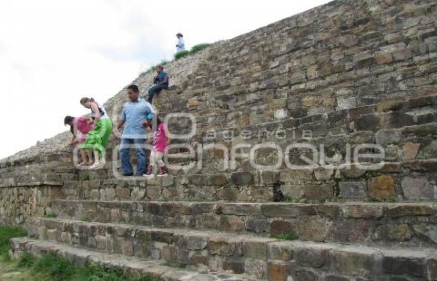 TURISMO . OAXACA