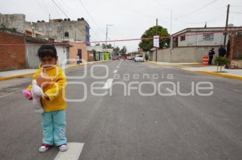 INAUGURACIÓN CALLE. COLONIA UNIVERSIDADES