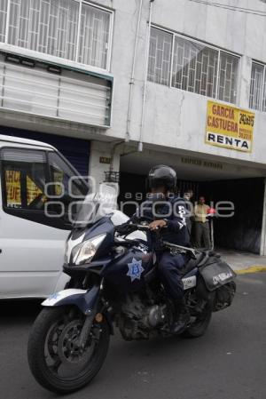 POLICÍA . ASALTO A EMPRESA