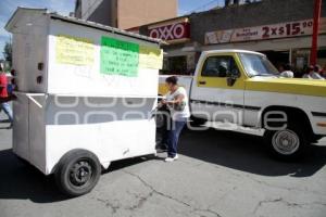 BLOQUEAN ACCESO A UNIDAD HABITACIONAL VW I Y VWII