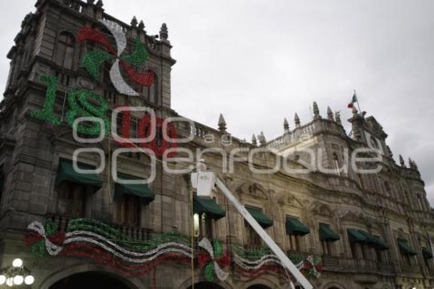 ADORNOS PATRIOS . BICENTENARIO