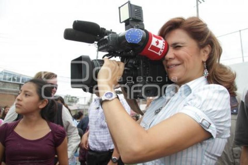 INAUGURAN CANCHA DEPORTIVA - LA POPULAR