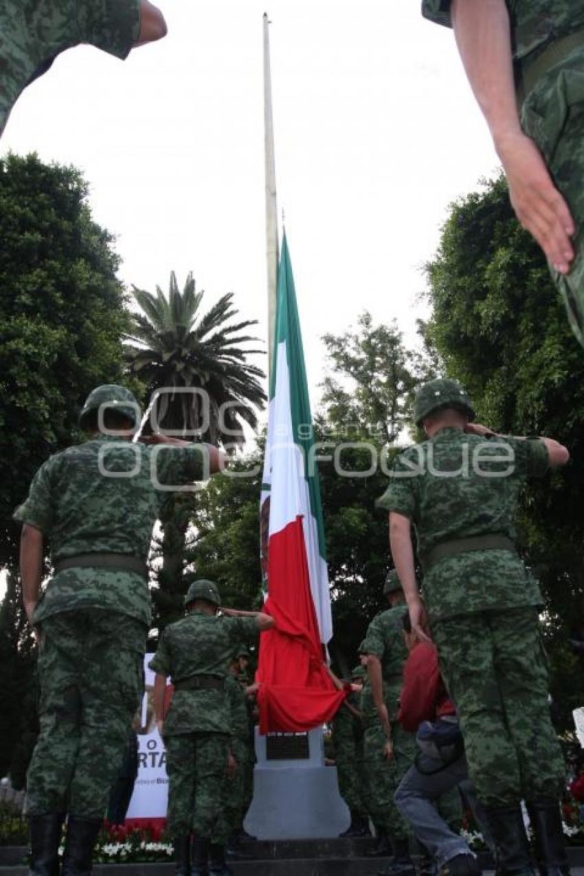 IZAMIENTO DE BANDERA