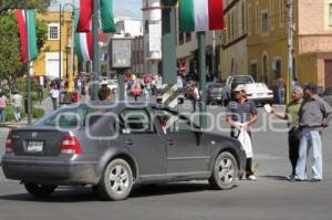 BLOQUEO DE BOULEVARD 5 DE MAYO Y 4 ORIENTE