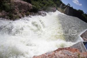 PRESA MANUEL AVILA CAMACHO - VALSEQUILLO - LLUVIAS