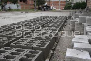 FABRICACIÓN DE BLOCK PARA CONSTRUCCIÓN