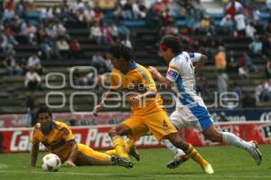 PUEBLA VS TIGRES - FUTBOL