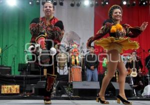 DANZA FOLKLORICA WAYNA BOLIVIA - 9 NACIONES 9 INDEPENDENCIAS