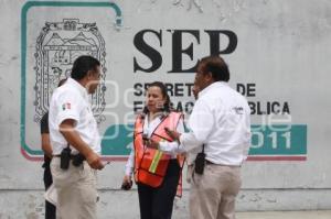 AMENAZA DE BOMBA EN LA SEP