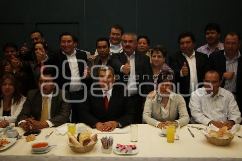 REUNIÓN ZAVALA CON DIPUTADOS PRIISTAS