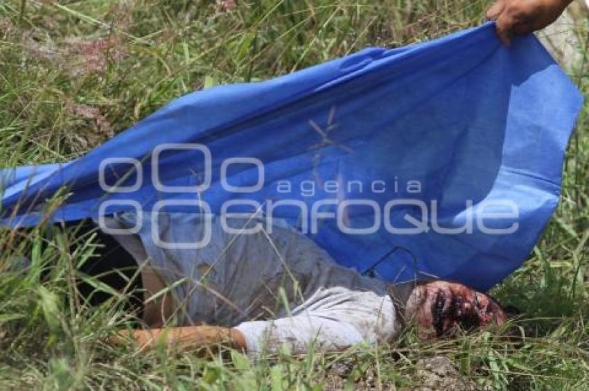 HOMBRE EJECUTADO AUTOPISTA PUEBLA-MEXICO