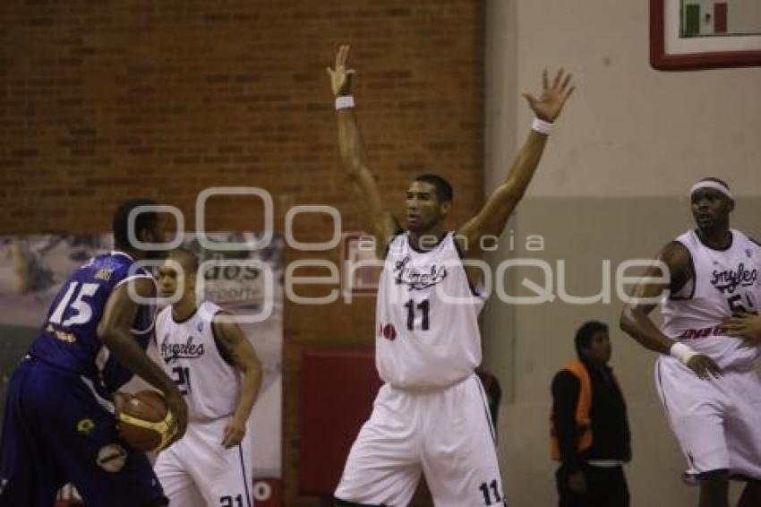 BALONCESTO . ANGELES VS POTROS