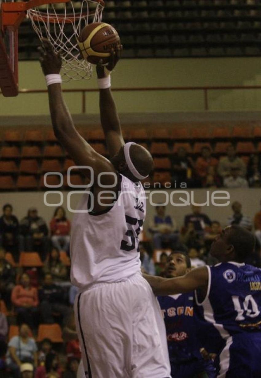 BALONCESTO . ANGELES VS POTROS