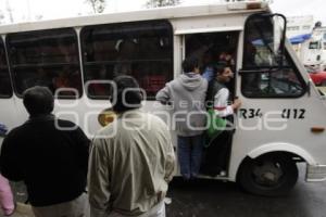 PARO DE TRANSPORTE . CAOS VIAL