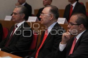 CONSEJO CONSULTIVO DEL CENTRO DE INVESTIGACIONES JURÍDICAS. UDLA