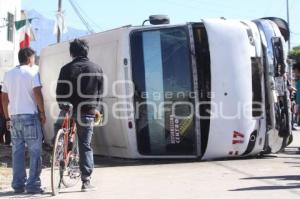 VOLCADURA MICROBUS - RESURRECIÓN