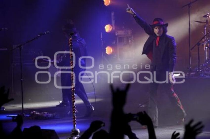 ENRIQUE BUNBURY. CONCIERTO. SIGLO XXI