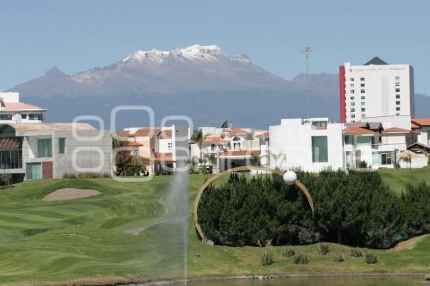 CLUB DE GOLF . LA VISTA