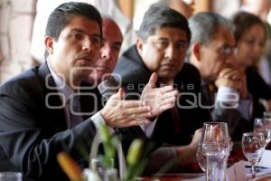 REUNION EDUARDO RIVERA - COE