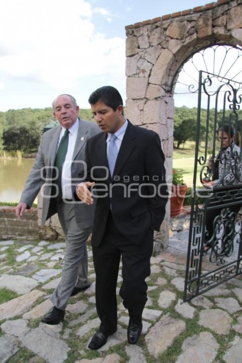 REUNION EDUARDO RIVERA - COE