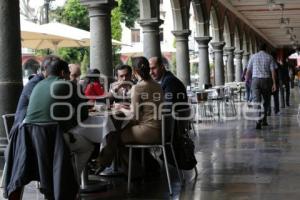 ECONOMÍA . RESTAURANTES