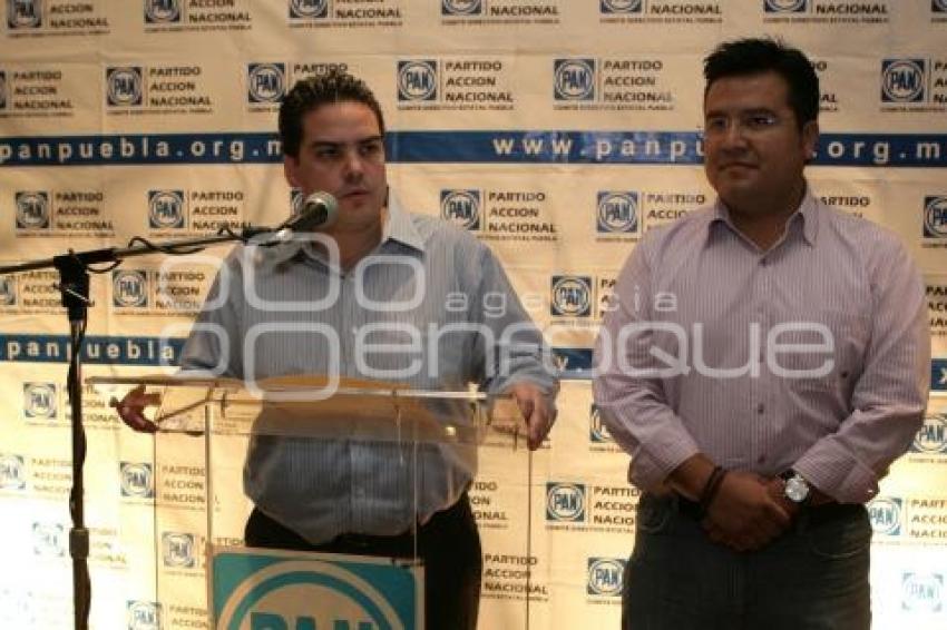 PAN . MONDRAGON Y SALDIVAR