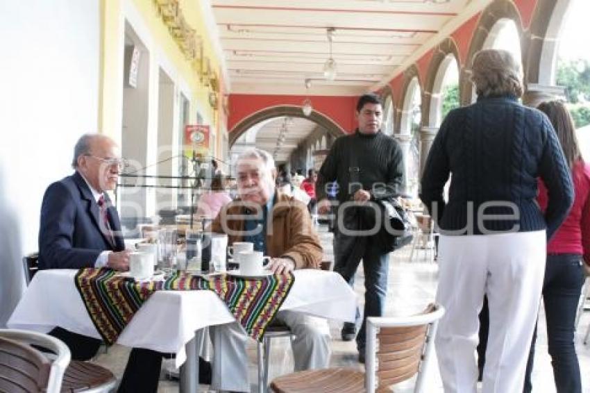 ECONOMÍA . RESTAURANTES