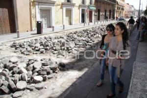 OBRAS EN PALAFOX Y MENDOZA