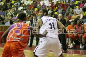 BALONCESTO . ANGELES VS PIONEROS